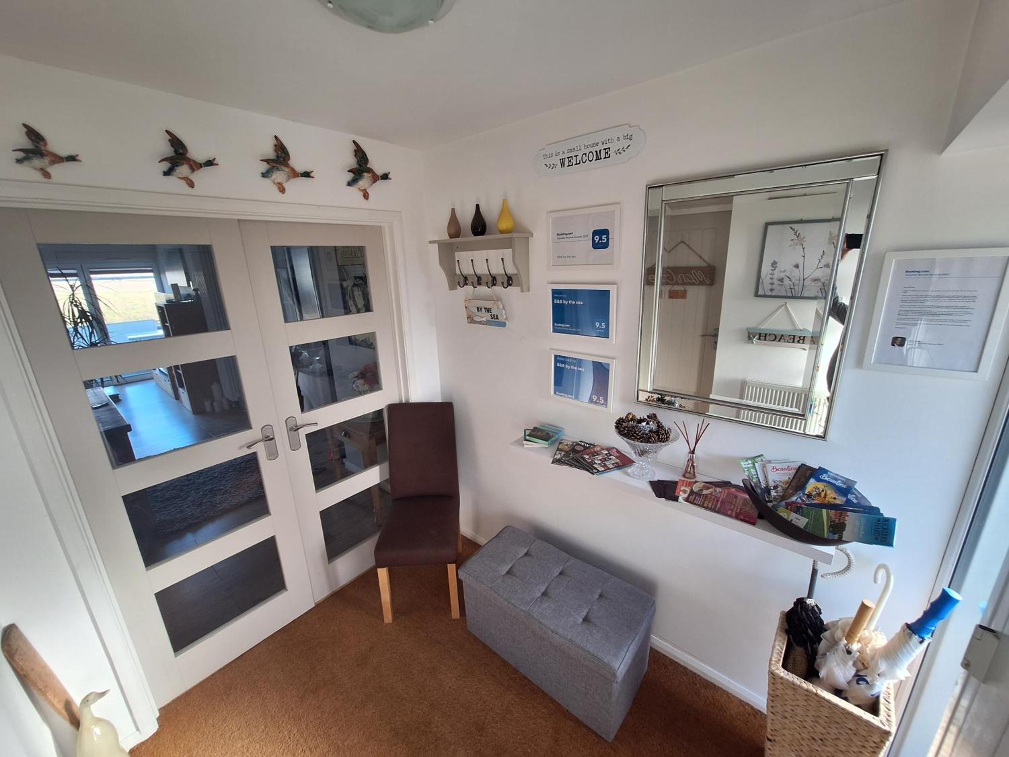 By The Sea, Home From Home Sleeps 6 米尔福德昂西 外观 照片
